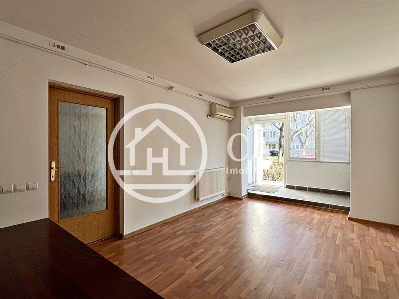 Spațiu de închiriat pentru birouri, cu 3 camere în Rogerius, Oradea - Poză 1