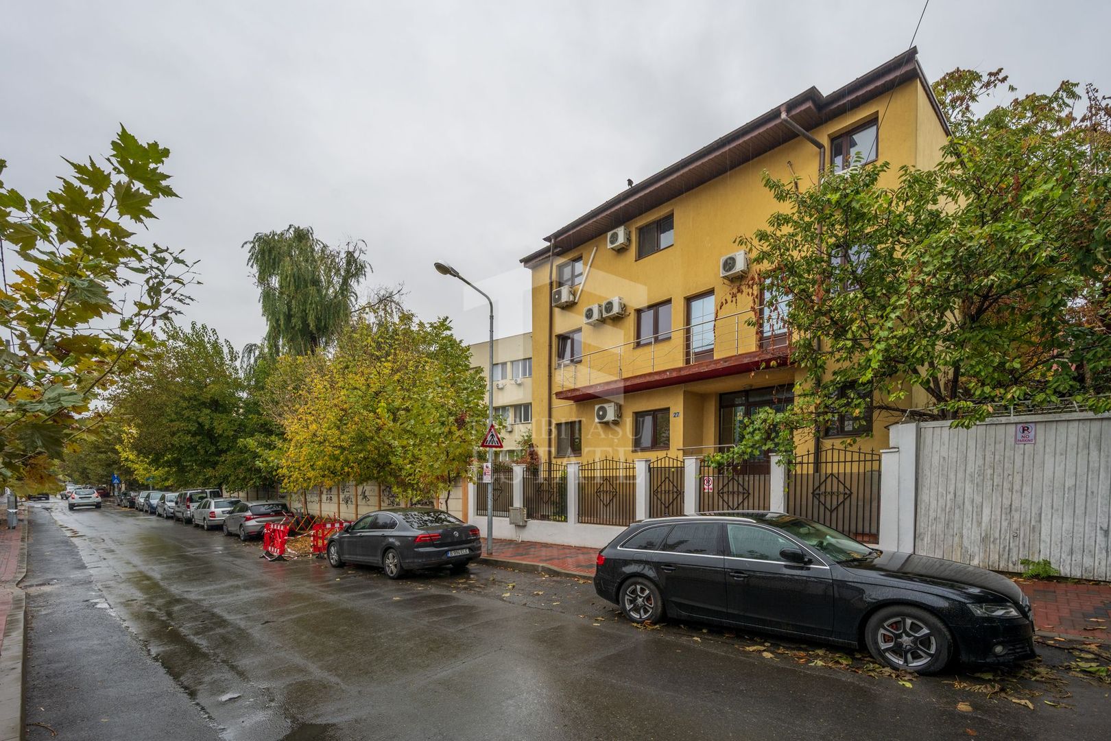 Casa Timpuri Noi 2010 P+1+M 220M - Poză 2