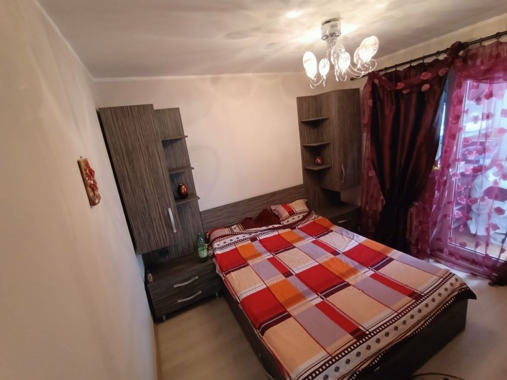 Apartament 4 camere, Micro 18 - Poză 4