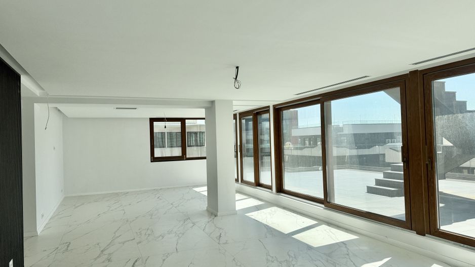 Penthouse 4 camere cu rooftop 150mp - Poză 4