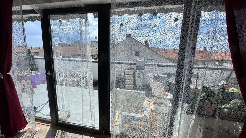 BRASADAS vinde ap 3 cam etaj 5/5 in zona Carpati 2. - Poză 7