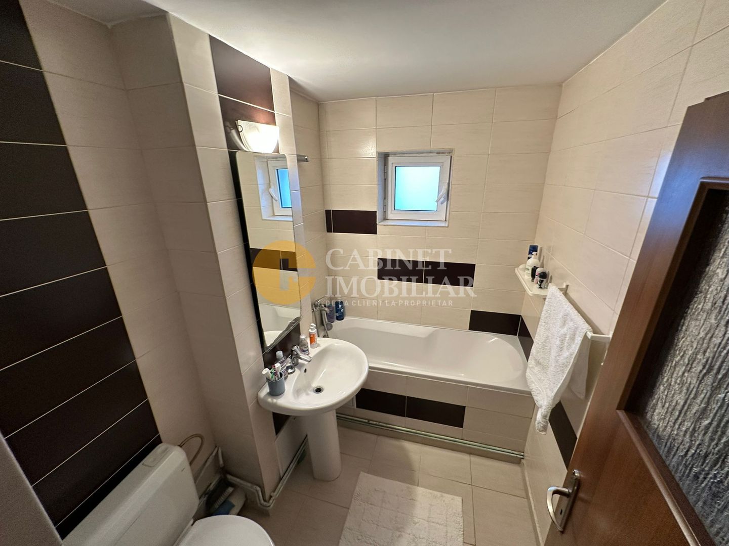 Apartament 3 camere DECOMANDAT - Pacurari - Poză 4