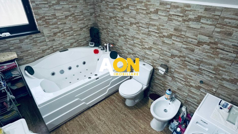 Casa Individuala, 5 Camere, Zona Lidl Cetate - Poză 13