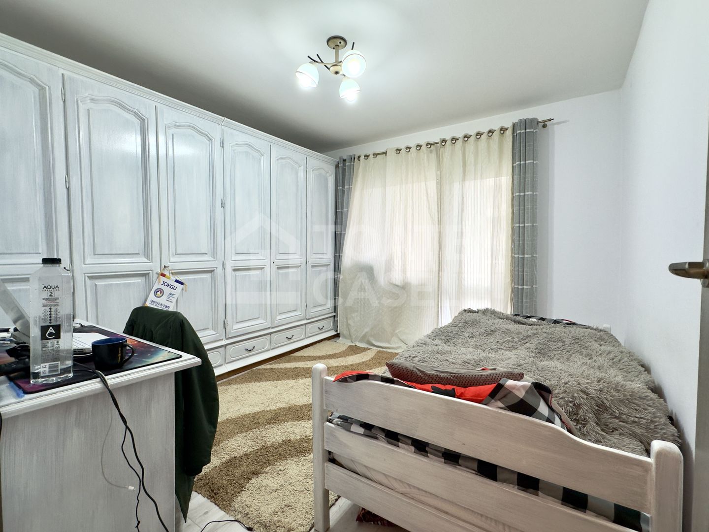 Apartament cu 3 camere, mobilat, utilat, zona Kaufland - Poză 2