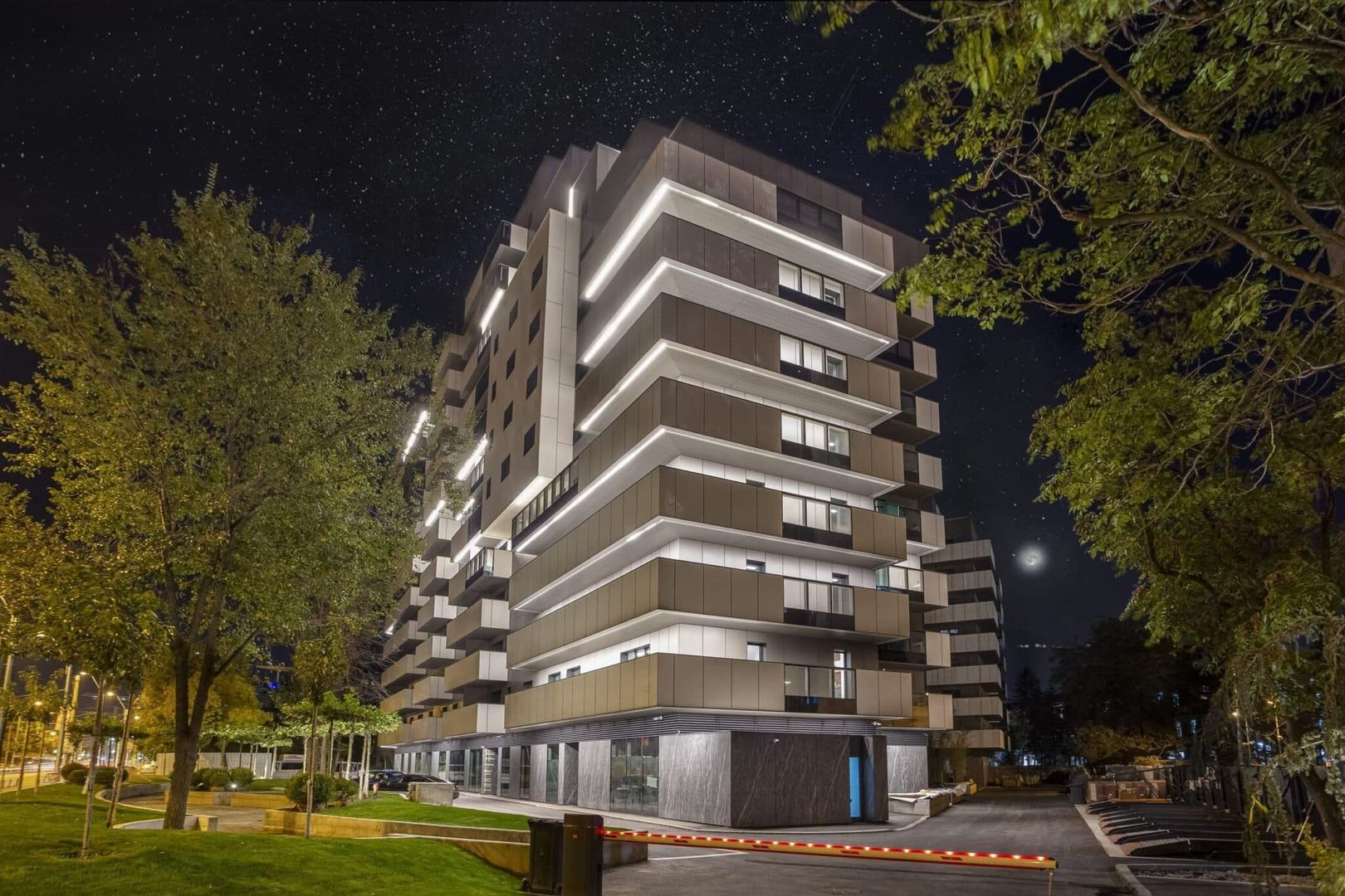 Cortina Academy - Poză 2