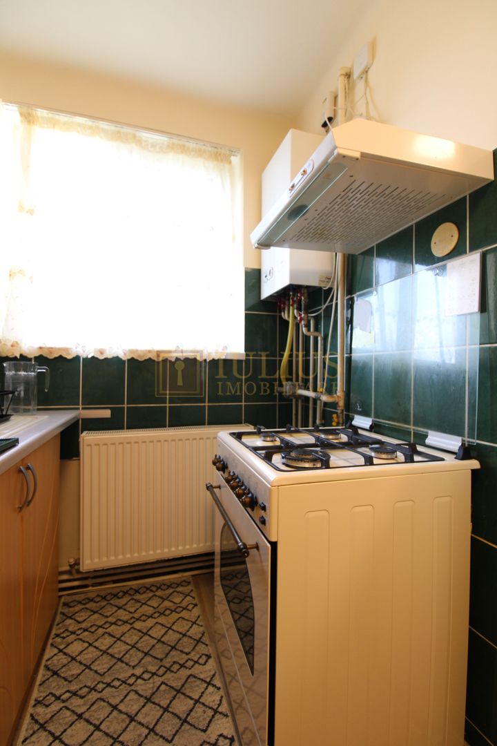 Piata 700, 2 camere, centrala proprie - Poză 5
