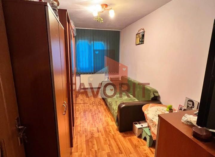 Apartament 3 camere decomandat – Zona Dâmbovița - Poză 2