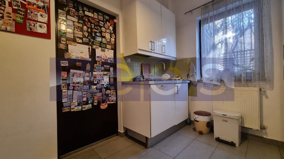 VANZARE- 9- CAMERE (S+P)- VILA -COTROCENI - Poză 26