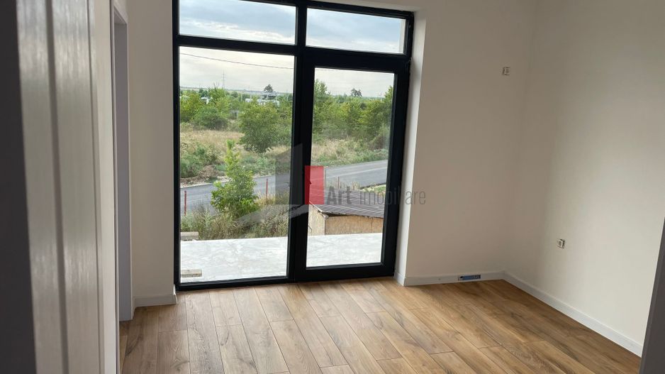 Vila individuala Balotesti-Dumbraveni - Poză 1