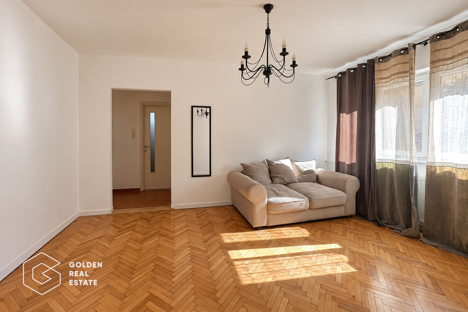 Apartament 2 camere,  Podgoria, Bulevardul Revoluției - Poză 1
