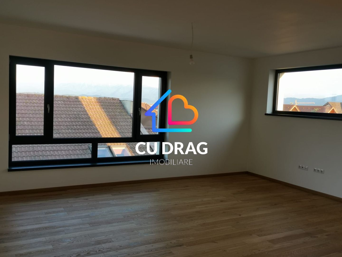 Casa pretabila regim Hotelier 5 apartamente. - Poză 9