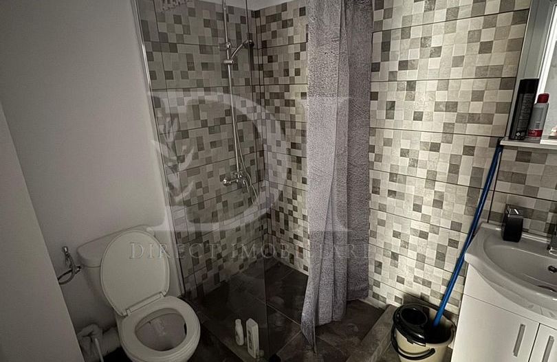 Apartament cu 2 camere -Zona Eroilor Floresti - Poză 5