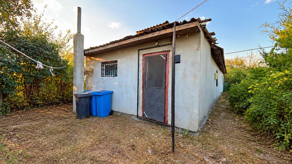 Casă cu teren 460mp | Valu lui Traian - Poză 3