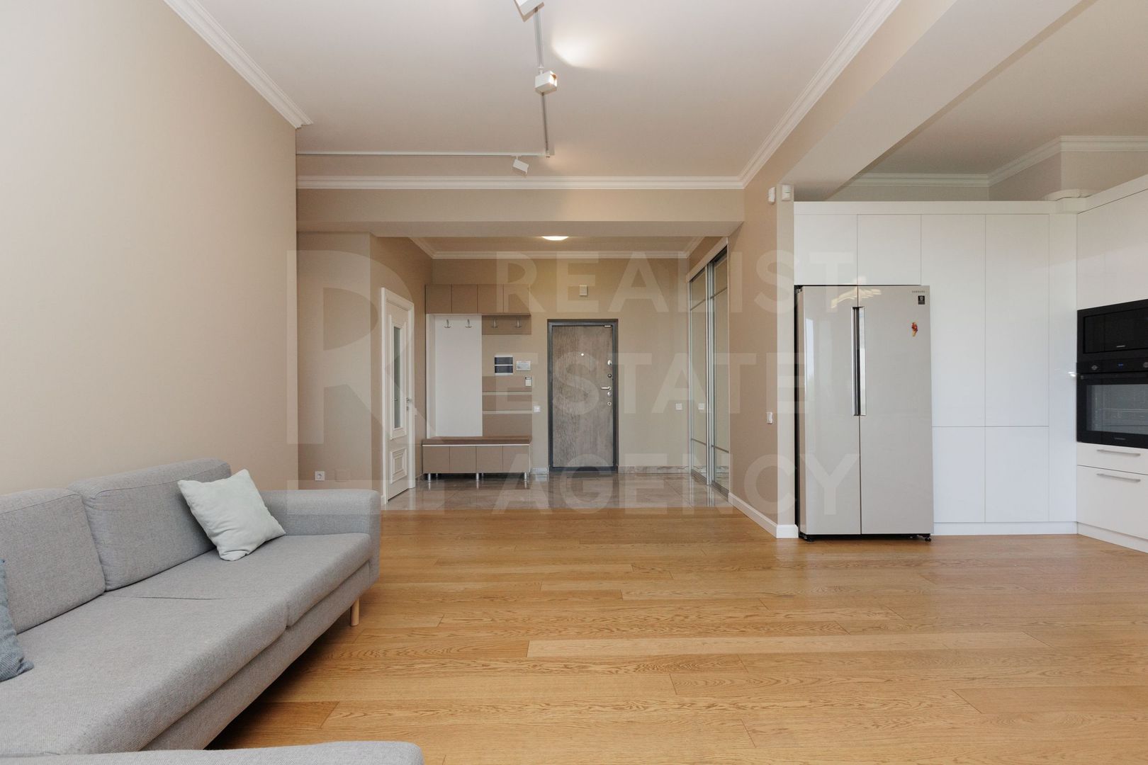 Chirie, apartament, 3 camere, bd. Ştefan cel Mare şi Sfînt, Centru - Poză 7