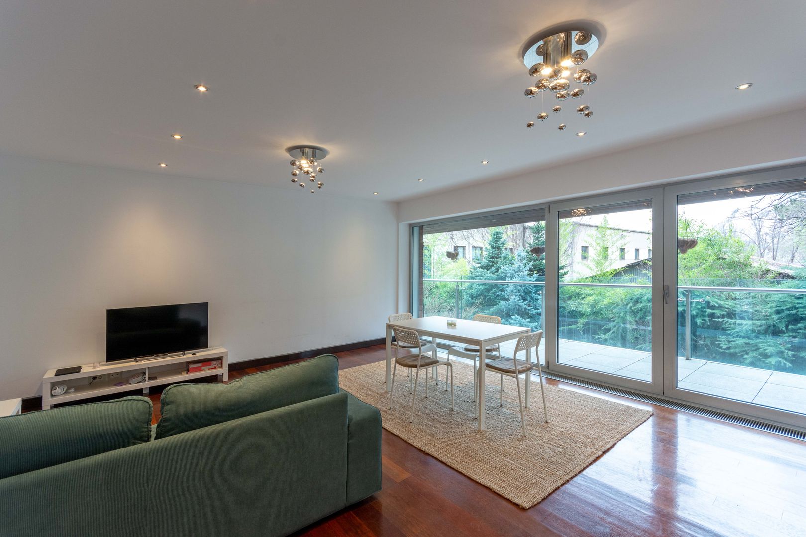 Arcul de Triumf Herastrau,2 camere in Alia Apartments,2 locuri parcare - Poză 1