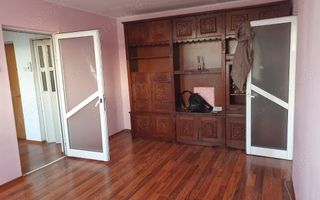 Apartament 2 camere, semidecomandat, Tiglina 1 - Poză 3