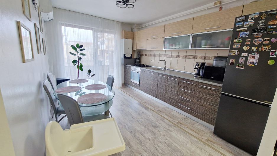 Apartament 3 camere, parcare, str Florilor Floresti Atelierul de Pizza - Poză 3