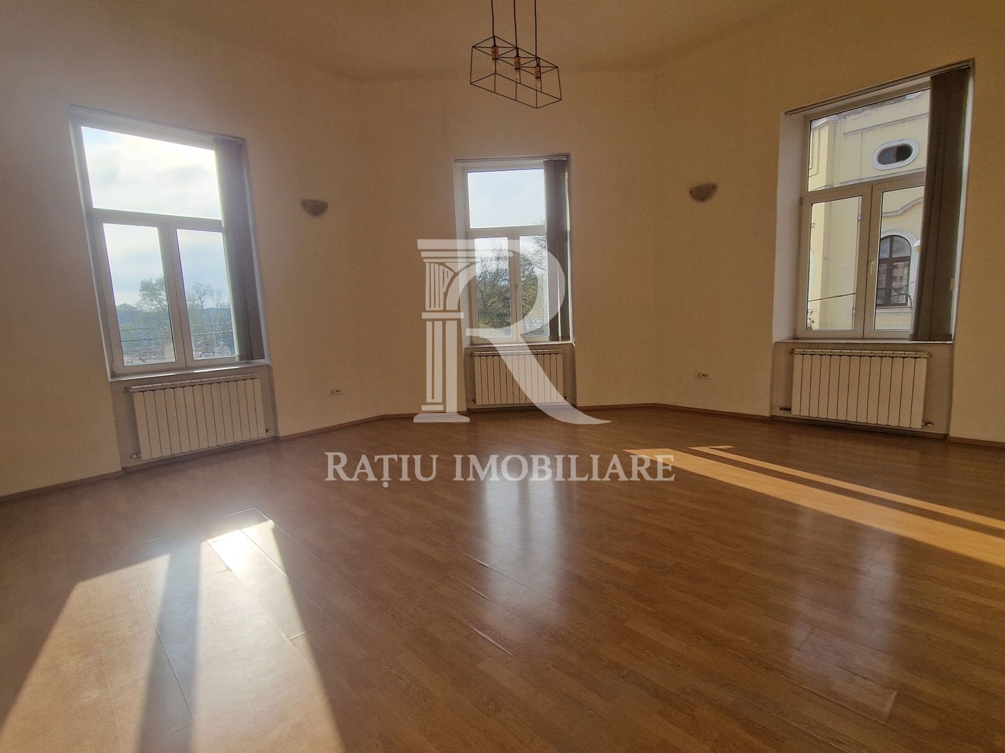Apartament cu 2 camere | 99 mp utili | Facultatea de medicina | Oradea. - Poză 5