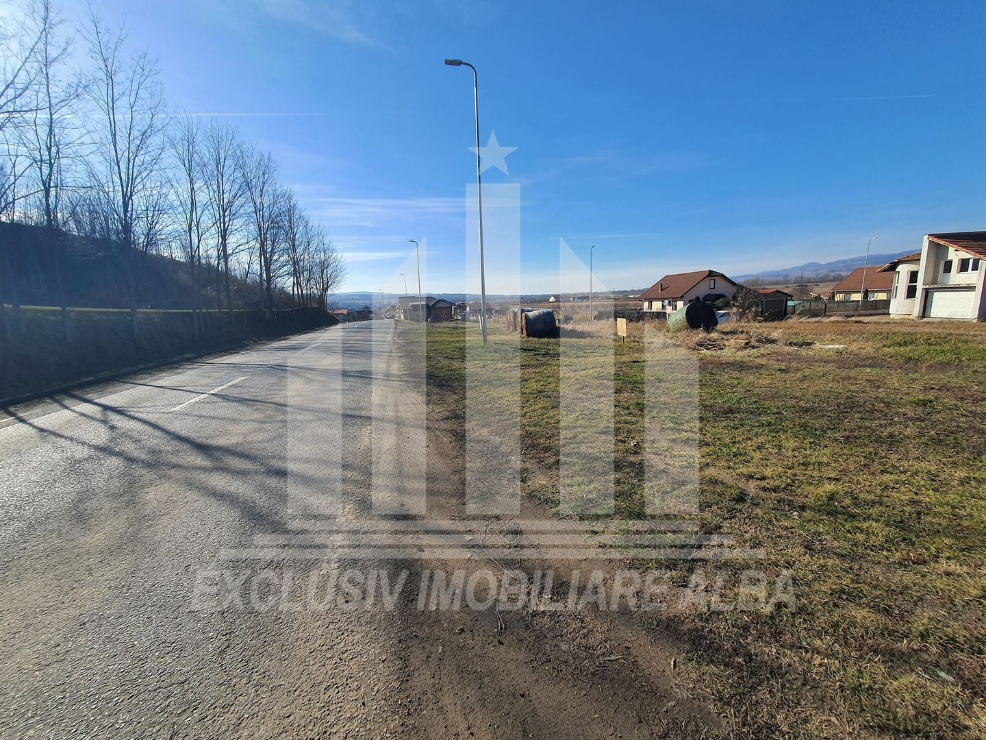 Teren intravilan in Ciugud - Poză 6