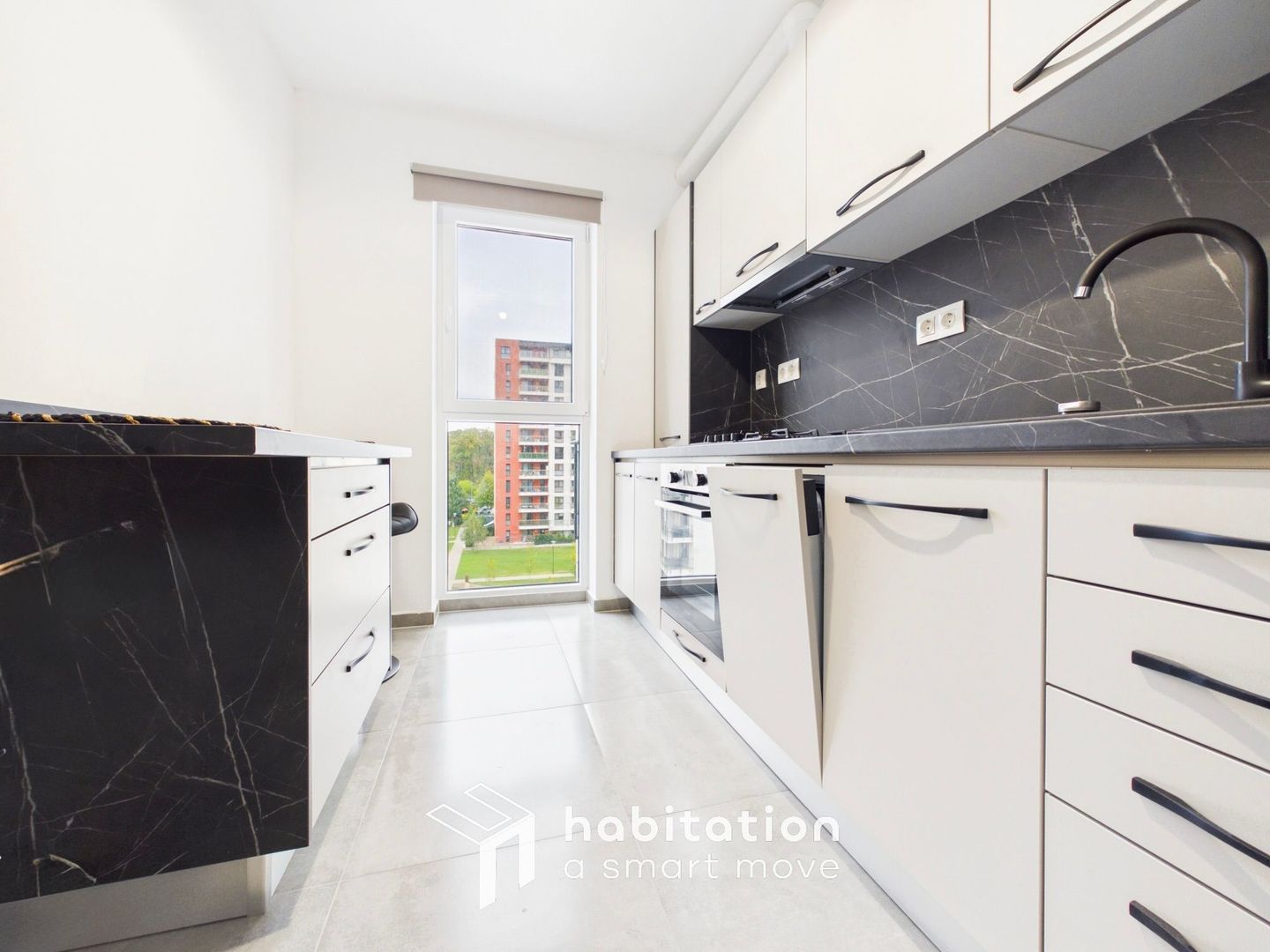 Apartament vibrant, chic, prima închiriere, zona Lipovei, lângă pădure - Poză 12
