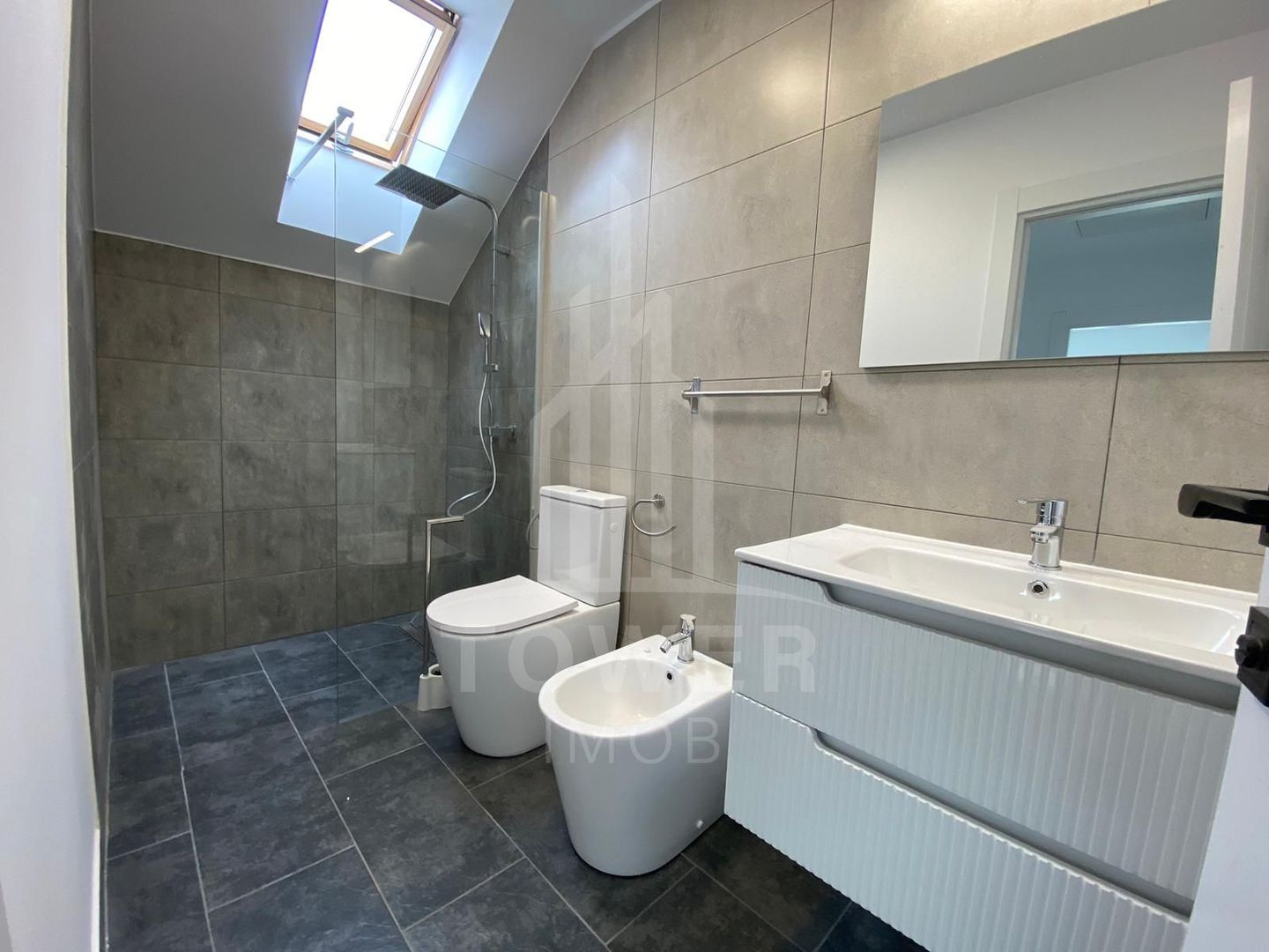 Casă nouă de închiriat,  4 camere | Prima închiriere | Cisnădie - Poză 13