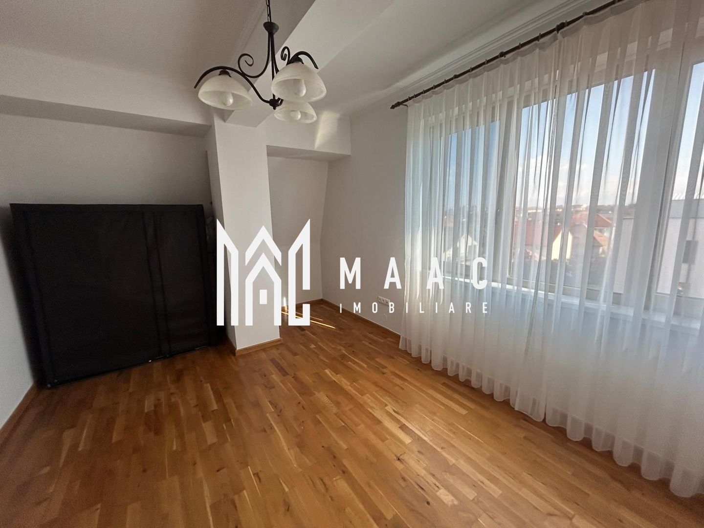 Penthouse exclusivist de închiriat – Strada Hipodromului, Sibiu - Poză 10
