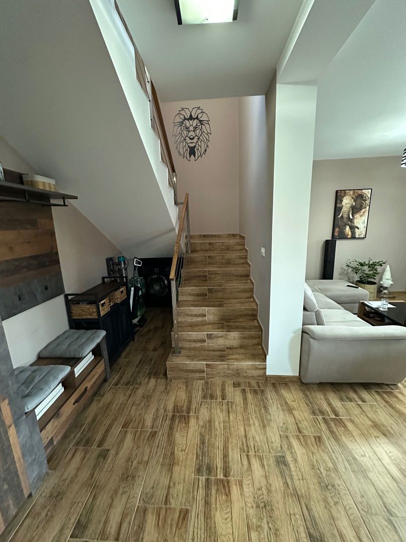 Duplex despărțit prin carpot - Poză 13