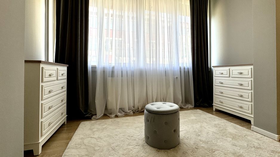 Apartament cu 4 camere, elegant si modern, in zona Centrala- Tender - Poză 15