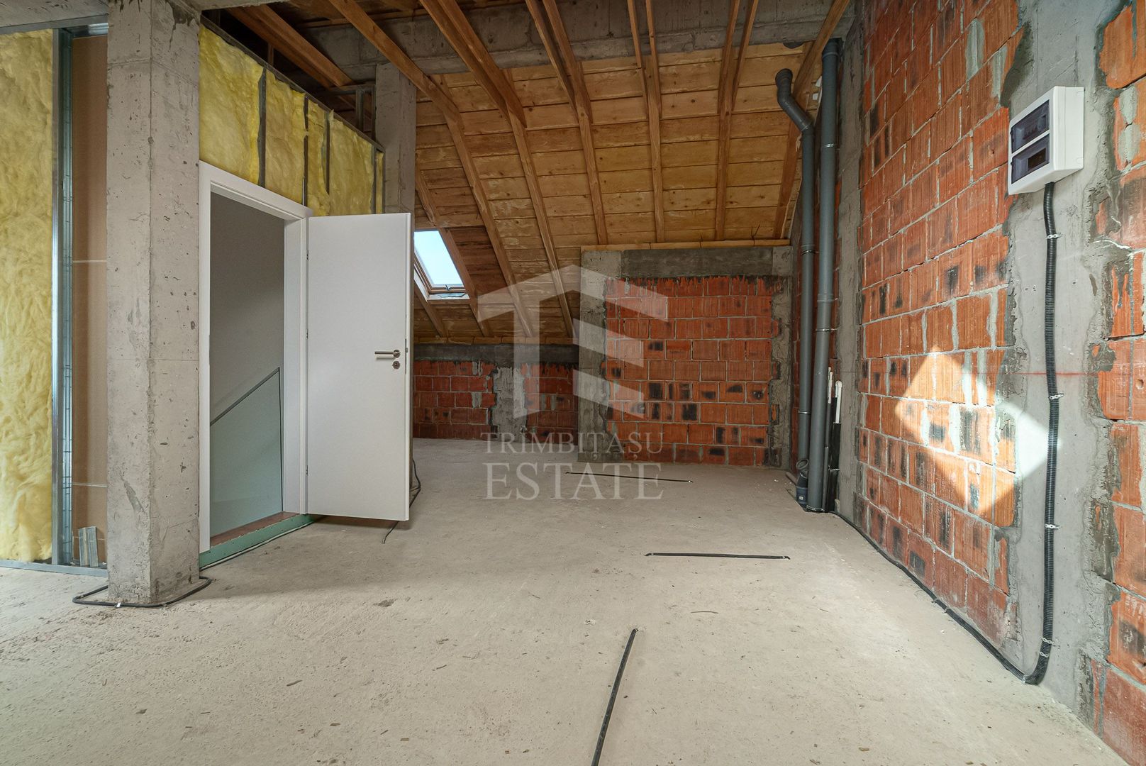 Case  P+1+M 140 mp Curte Parcare Tiparnitei Sect 5 Dedeman Giurgiului - Poză 27