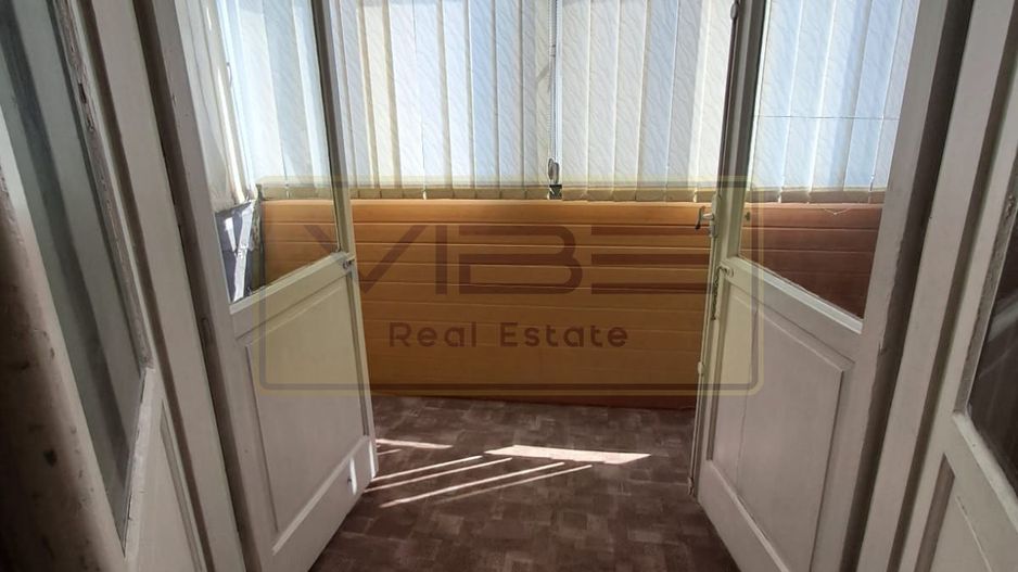 Tudor Vladimirescu -etaj 1- 51 mp! - Poză 3