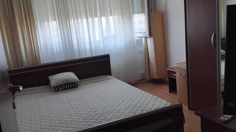 Închiriere Apartament cu 2 camere, 2 parcări incluse, ParkLake - Poză 3