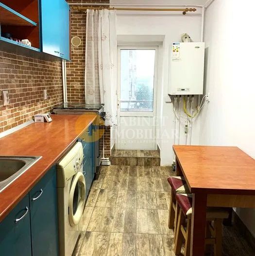 Închiriez apartament 2 camere – Bd. Independenței, zonă centrală - Poză 4