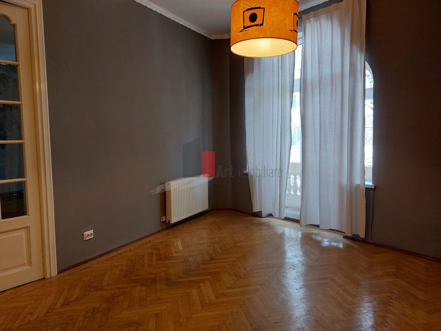 Spatiul "NESTALAN", et. 1 in vila, INTRARE SEPARATA, SINGUR PE NIVEL - Poză 11