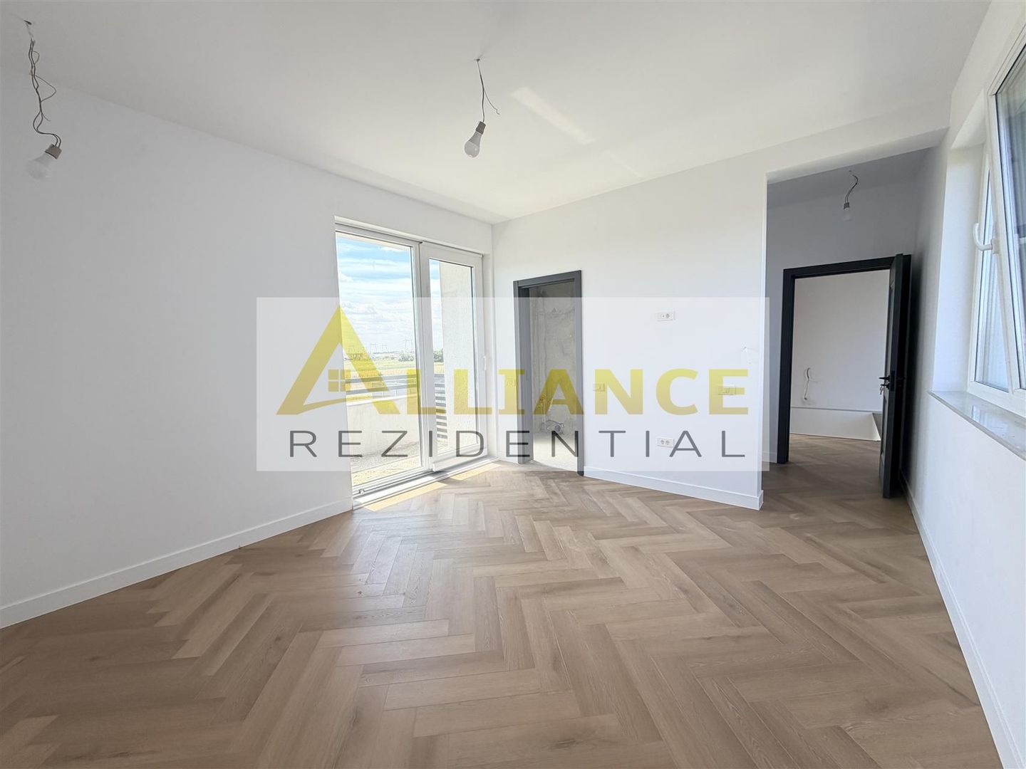 Vila deosebita || cartierul nou || 4 camere || - Poză 6