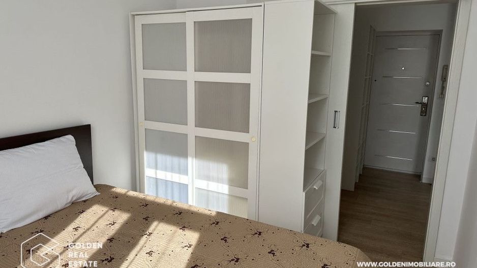 Apartament de lux pe Bulevardul  Revolutiei, 2 camere, parcare inclusa - Poză 4