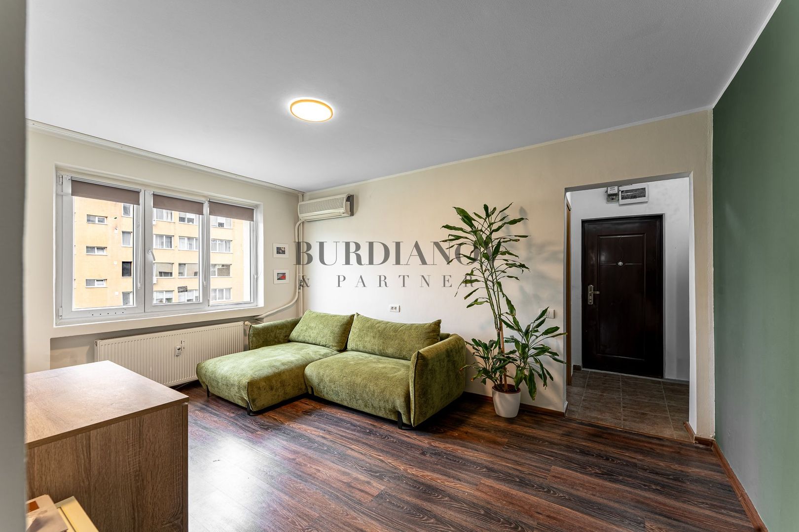 Apartament cu 4 camere- 57 mp utili -Dr Taberei- Metrou Romancierilor - Poză 3