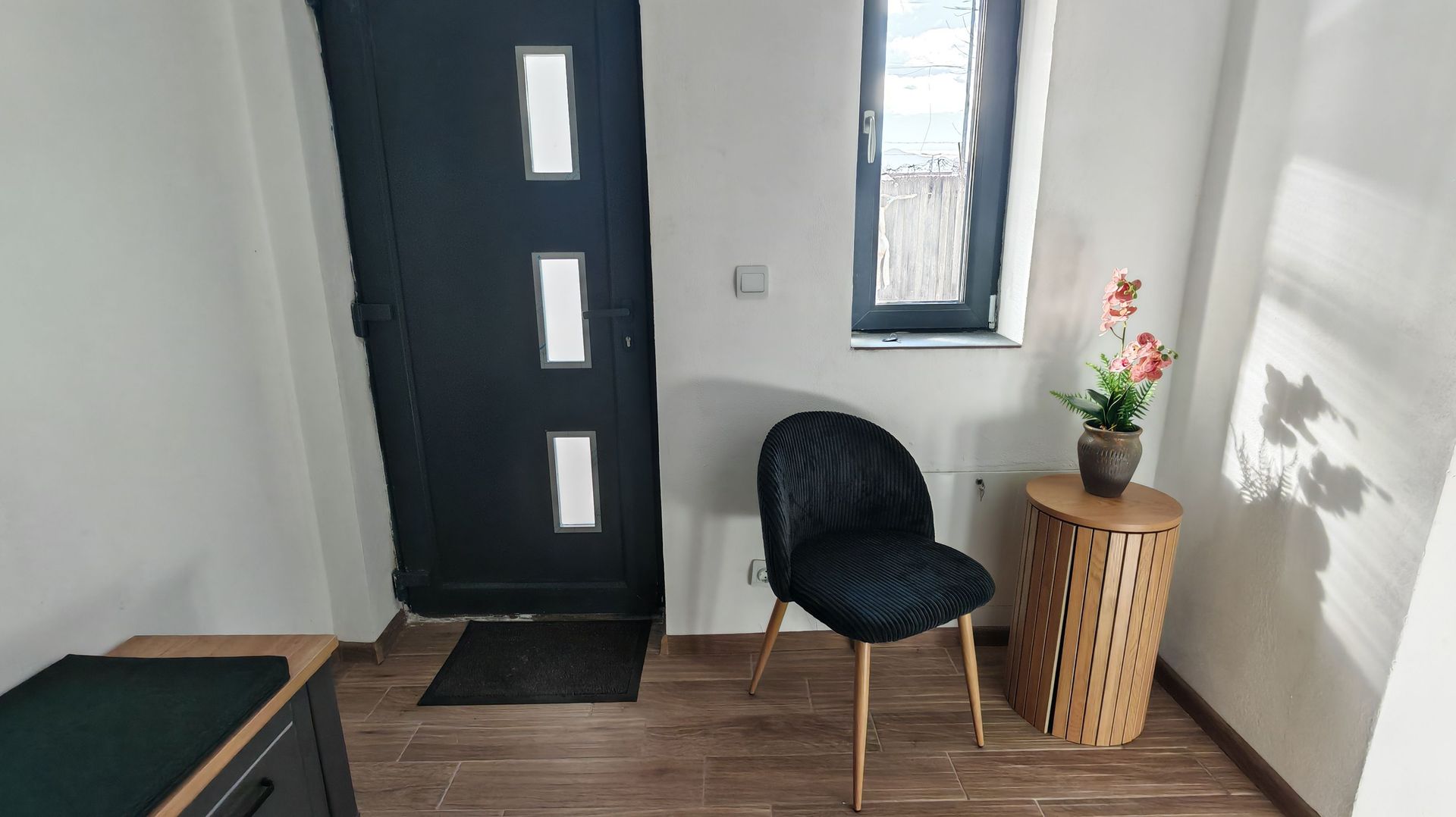 COMISION O.Casa P+E, 4 camere , ASTRA Carpatilor -LIDL- curte comuna. - Poză 2