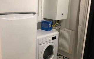 Central, 2 camere, curte, centrala proprie, pet-friendly. - Poză 7