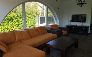 Vila pe parter 4 camere, curte generoasa / Tunari - Poză 4