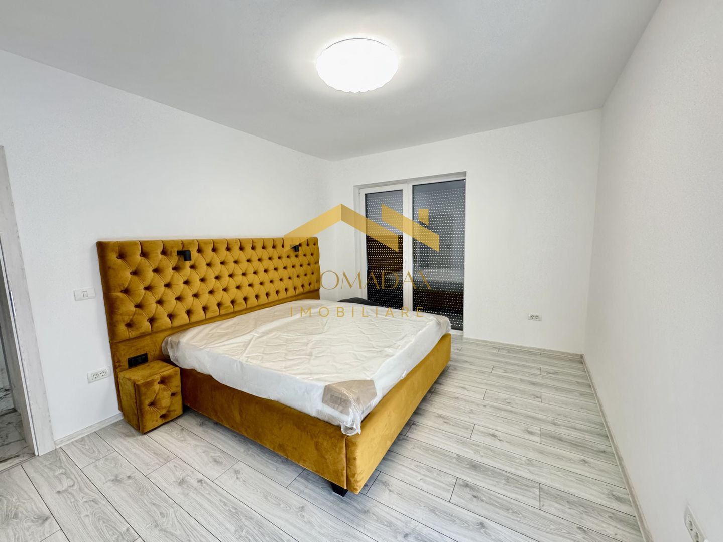Ghiroda-Penthouse-Mobilat Complet - Poză 3