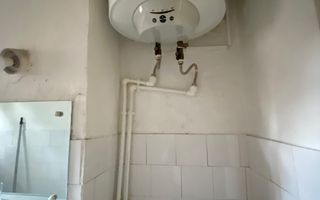 vand apartament 3 camere, etaj 2, zona Piata Sarbilor - Poză 4