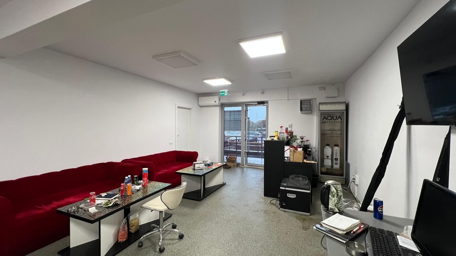 Spațiu comercial de vânzare – 247 mp utili, împărțiți în 2 unități - Poză 17