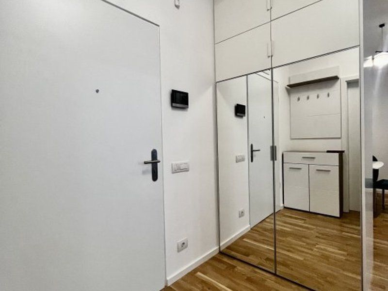 Apartament cu 2 camere de închiriat, la parter cu grădină, ISHO - Poză 6
