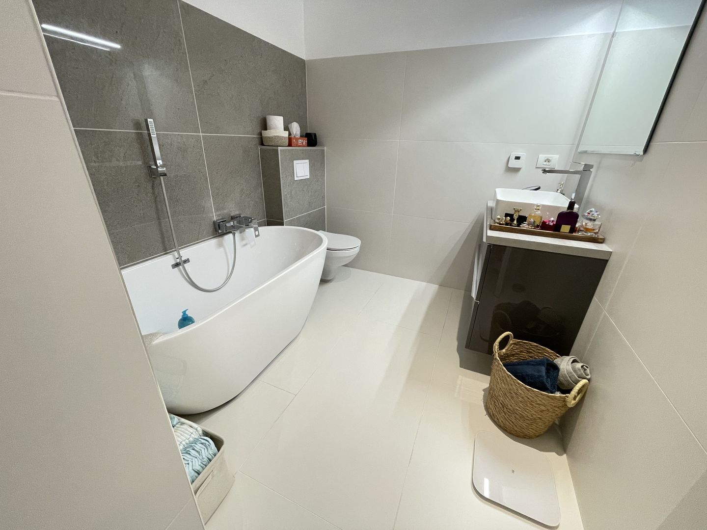 Mobilat si utilat complet in Dumbravita - Poză 24