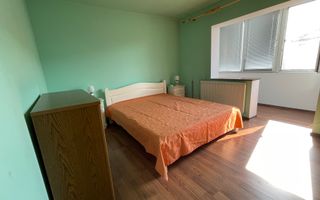 Apartament spațios cu două camere, etajul 4 cu acoperiș. - Poză 18