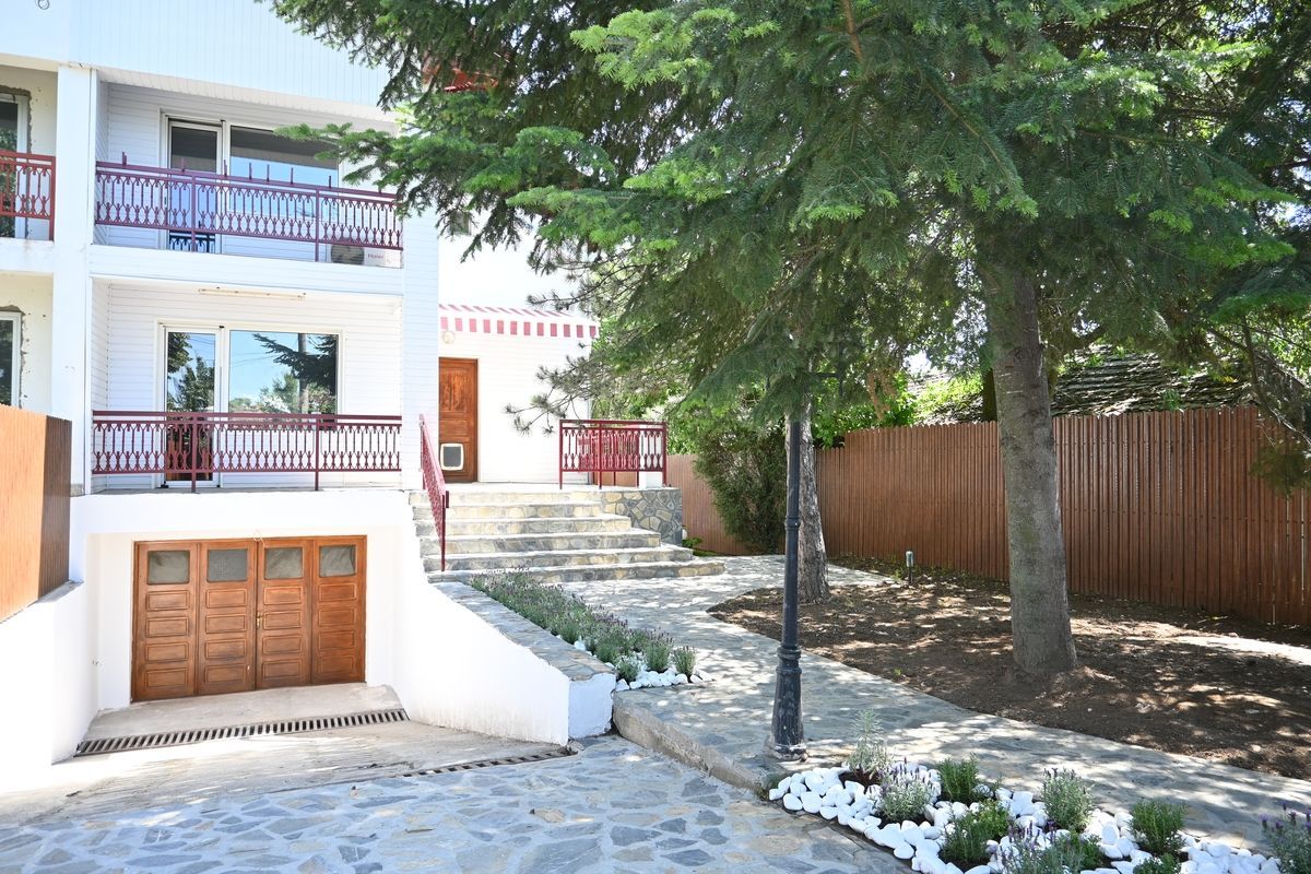 Snagov, renovata 2024, complet mobilata si utilata - Poză 2