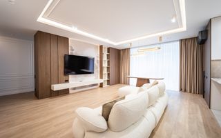 Chirie, apartament, 4 camere, Strada Universității, Centru - Poză 2