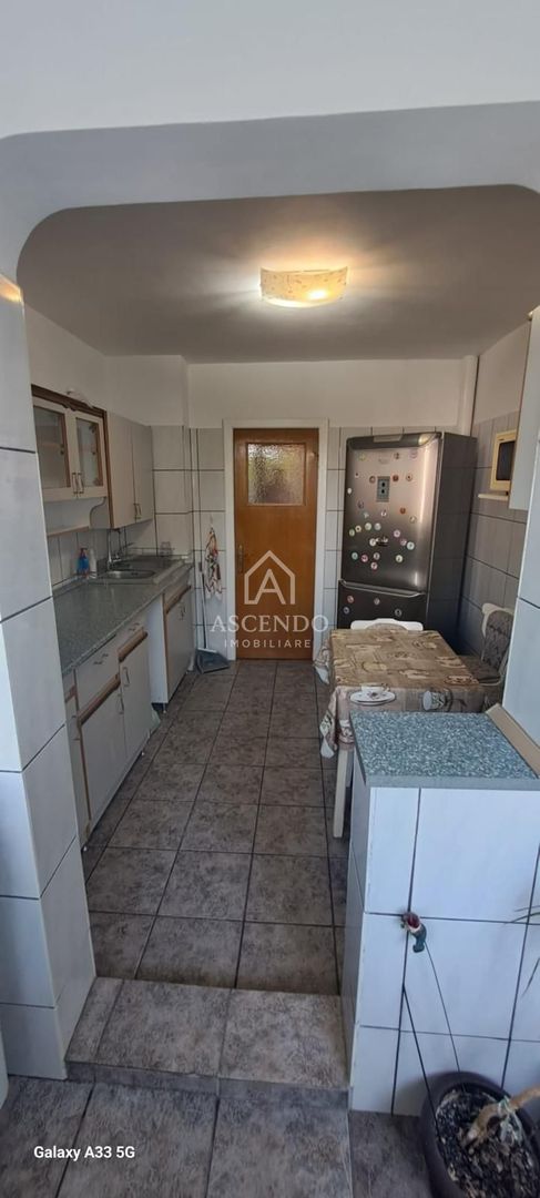 Apartament 3 Camere de Închiriat Gorjului Sector 6 | Parcare | 650 EUR - Poză 8