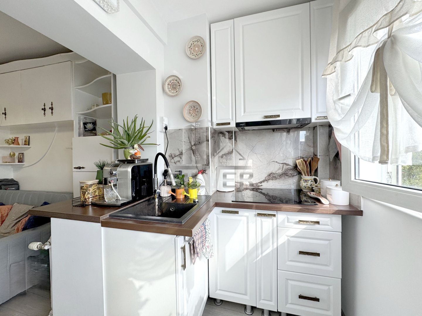 Apartament cu 2 camere la  cheie/62mp/GARAJ. - Poză 6