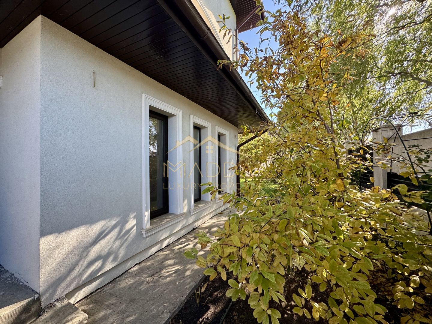 Vila cu 5 camere *420mpc* // 800mp teren // Corbeanca - Tamasi - Poză 6